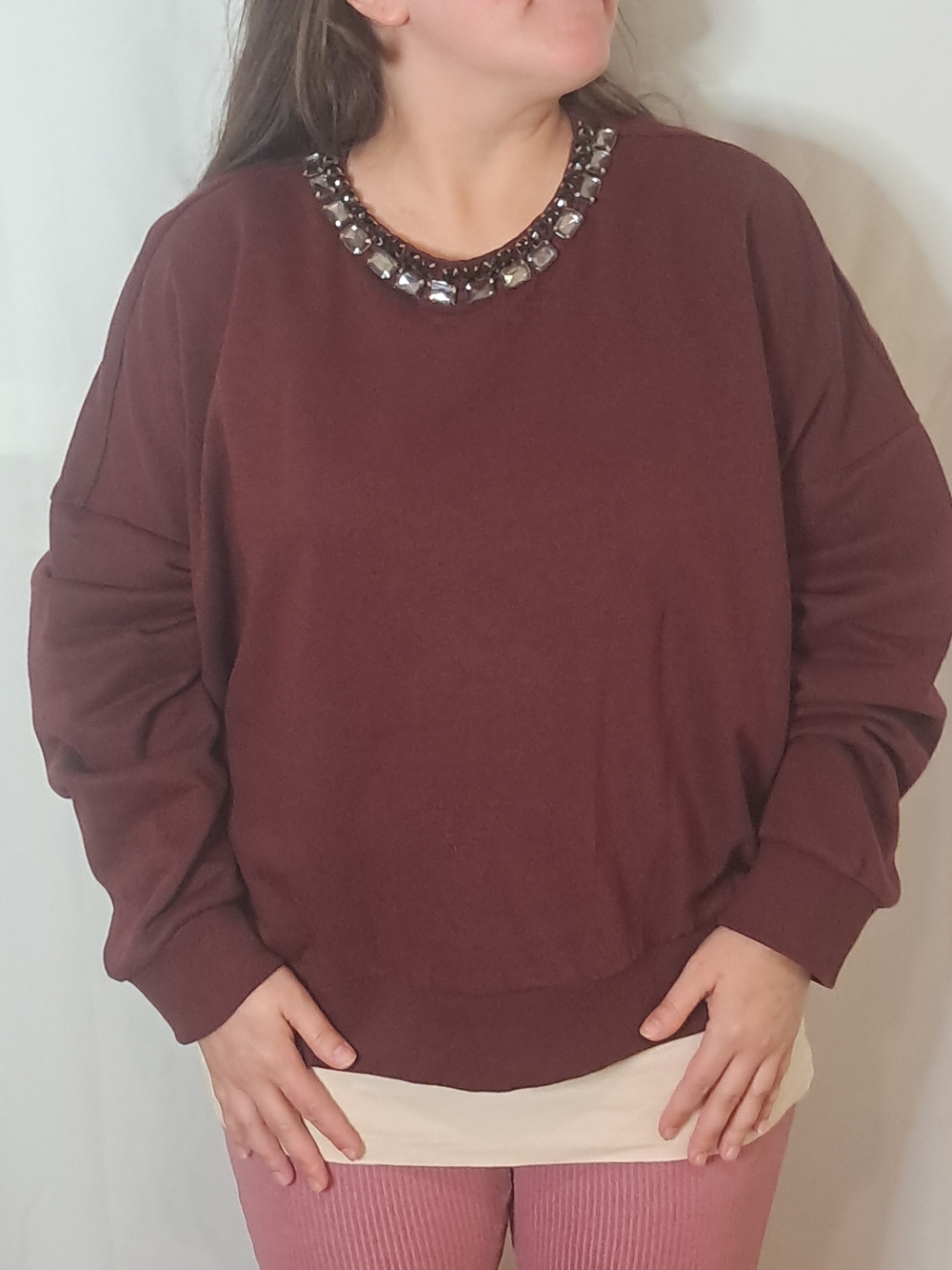 Simply Vera Vera Wang Jeweled Crewneck Sweater in Burgundy
